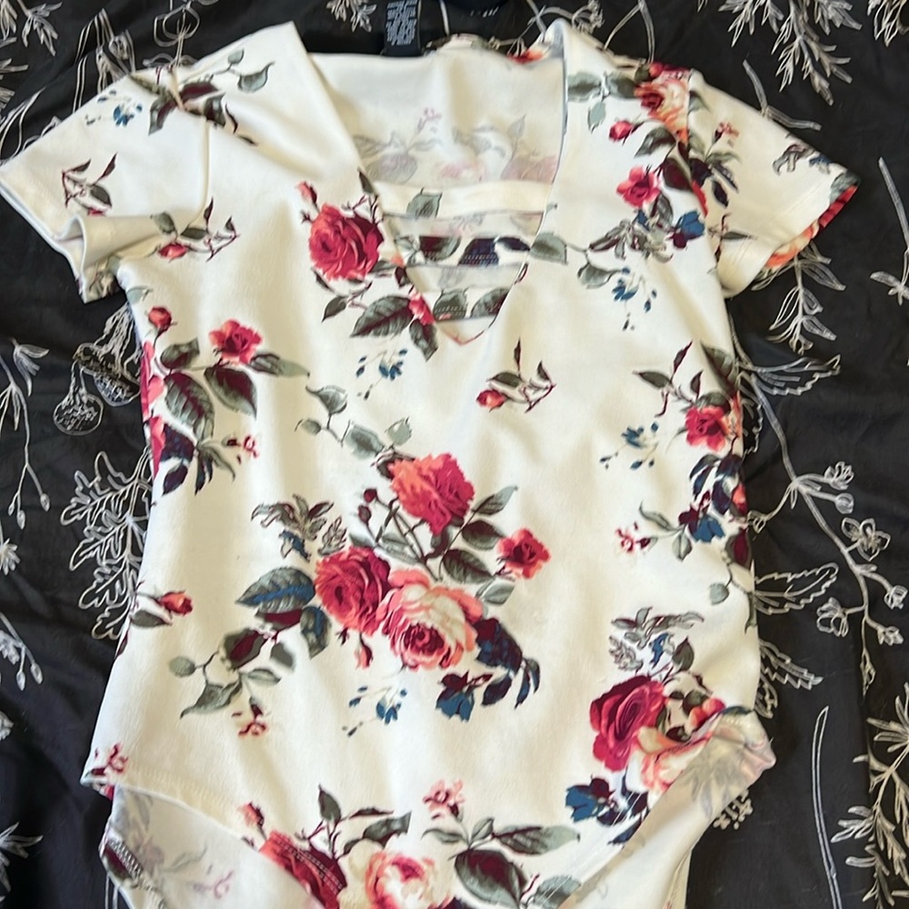Body suit floral